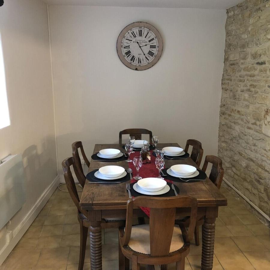 Blacksmiths Cottage In Blanzay - 3 Beds Екстериор снимка