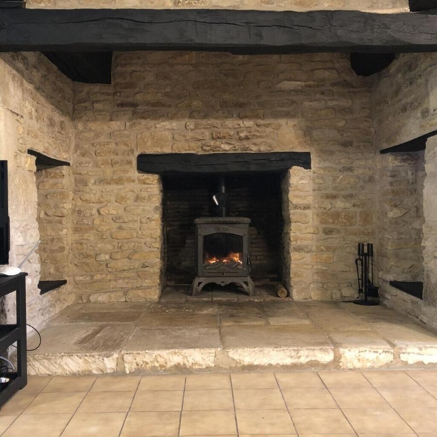 Blacksmiths Cottage In Blanzay - 3 Beds Екстериор снимка